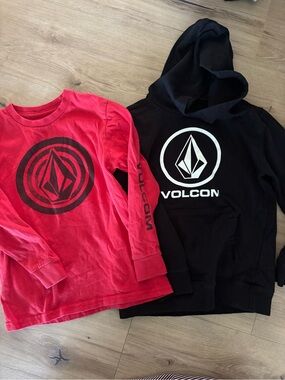 Volcom Kids Red Long Sleeve Tee & Black Hoodie Set